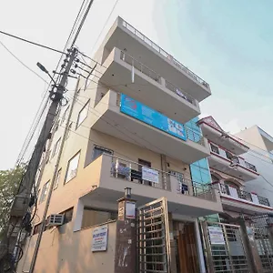 https://royal-court-residency.top-gurgaonhotels.com